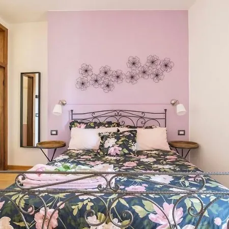 La Dolce Casa Di Bed & Breakfast 3*