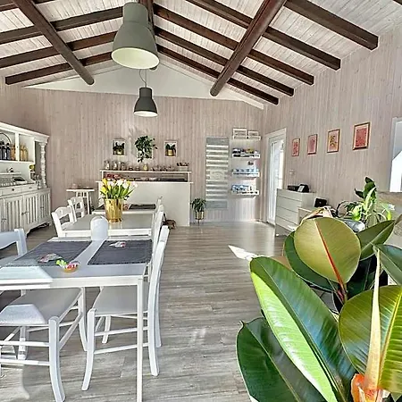 Bed & Breakfast La Dolce Casa Di 4*