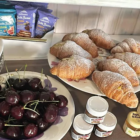 La Dolce Casa Di Alojamento de Acomodação e Pequeno-almoço 3*